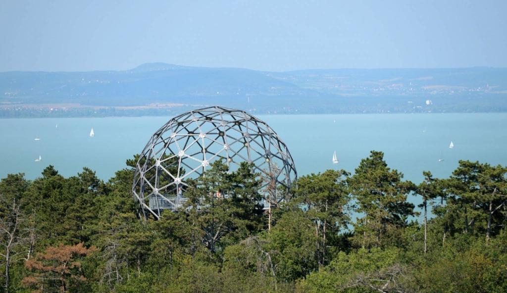 Susanne Apartman Lägenhet Balatonboglár Exteriör bild